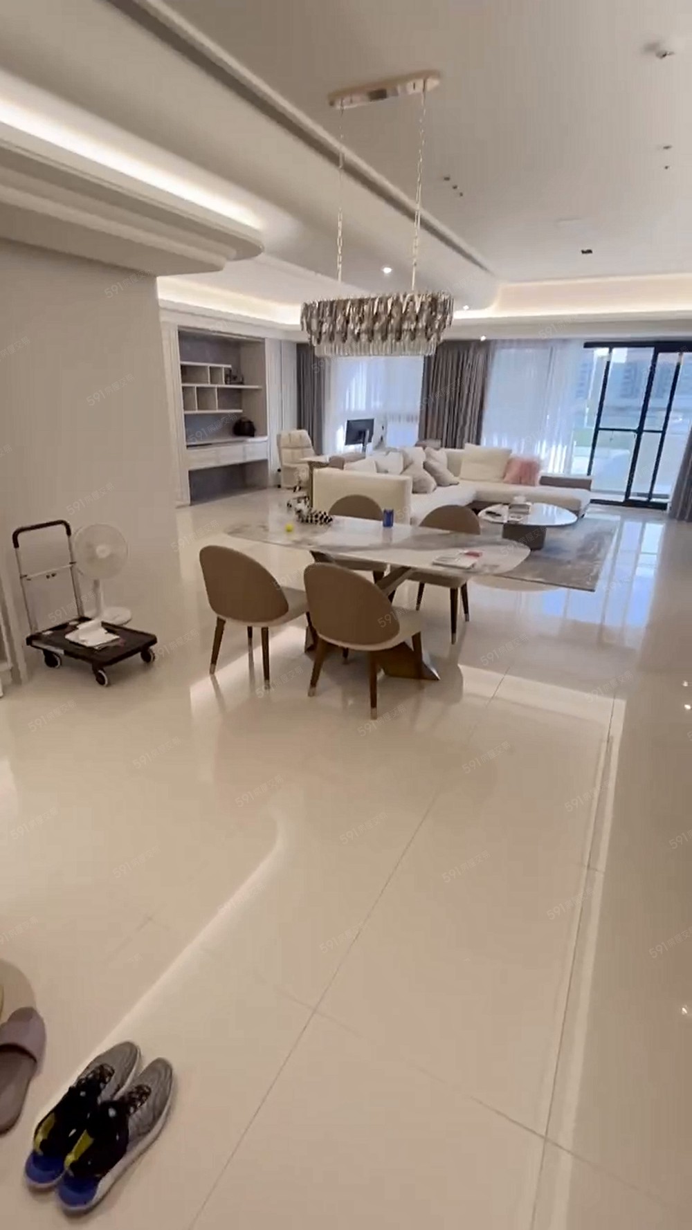 南屯七期💖雙橡園V1特區頂級豪宅💖含雙平車 - Image 1