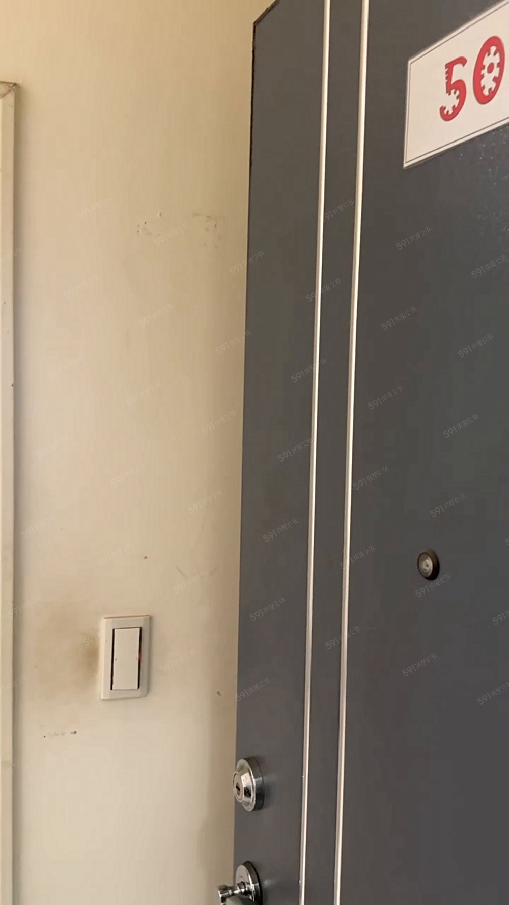 隱私滿分!精武路透天套房/學生/上班族適合/可租補 - Image 1