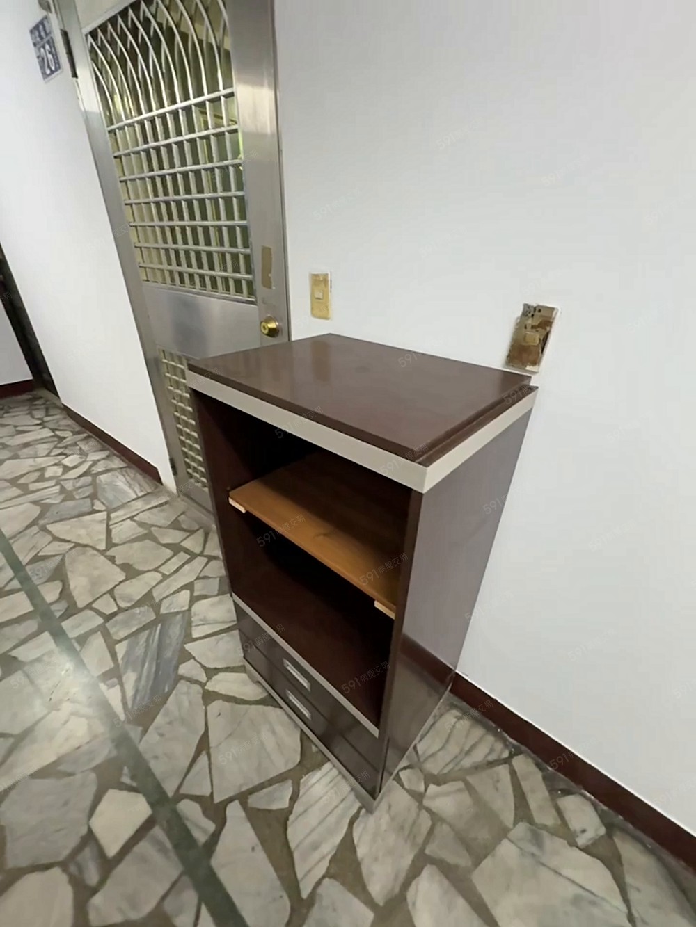 北屯路至高大廈獨立門牌台水電低樓層出入方便交通發達稀有釋出! - Image 1