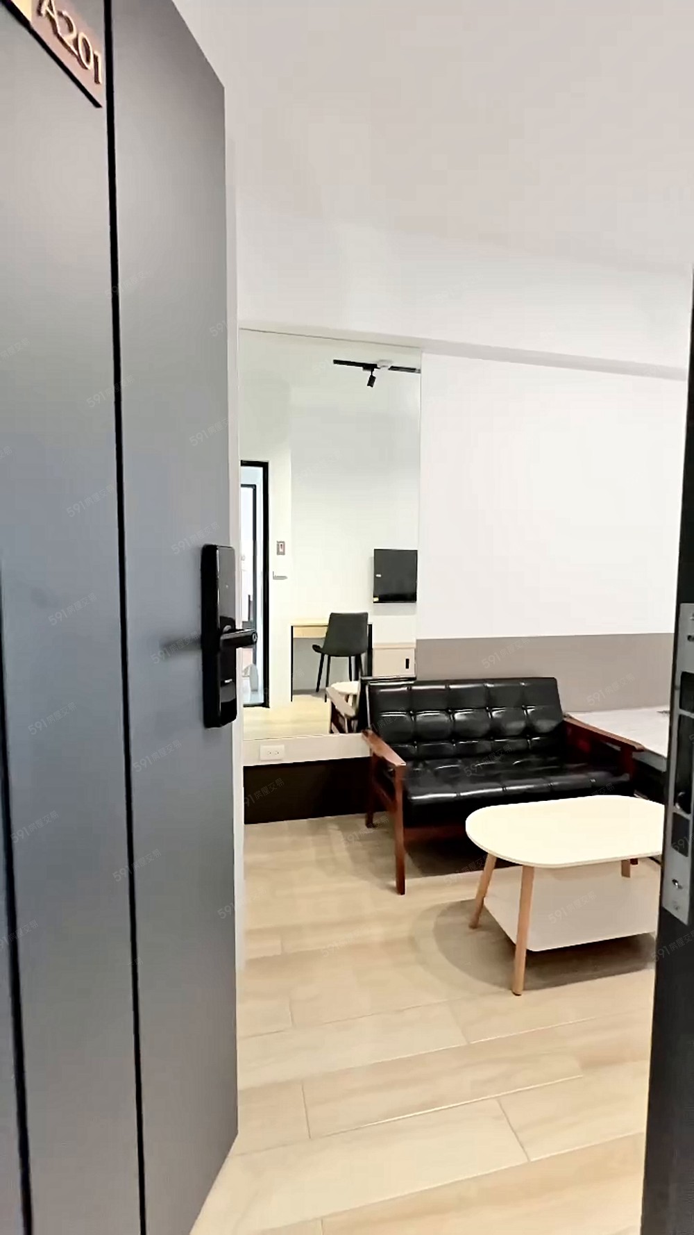 真實廣告近水湳整棟全新第一手可雙租補陽台獨洗曬流理臺 - Image 1