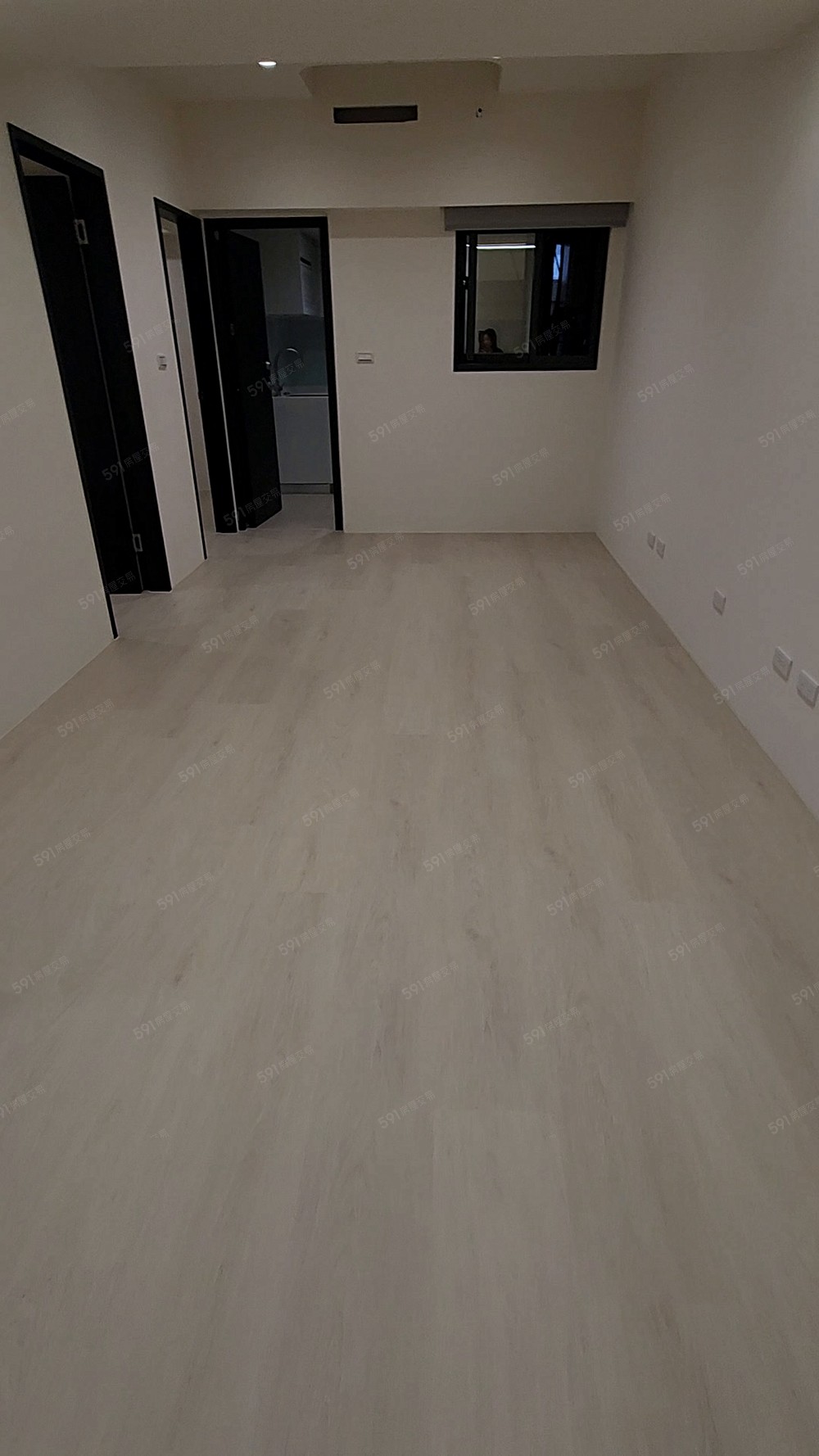 世界花園◆客廳採光◆捷運海山站◆獨立廚房◆可租補◆入籍 - Image 1