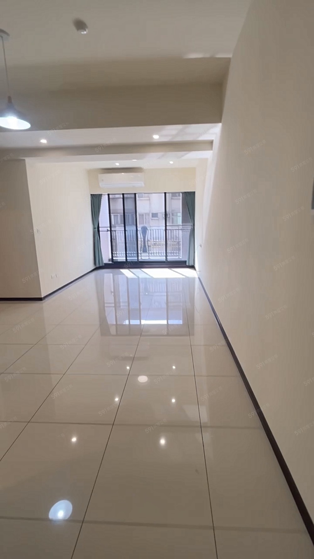 近中壢家樂福豐盈畔三房車採光佳✨可養貓🐈 - Image 1