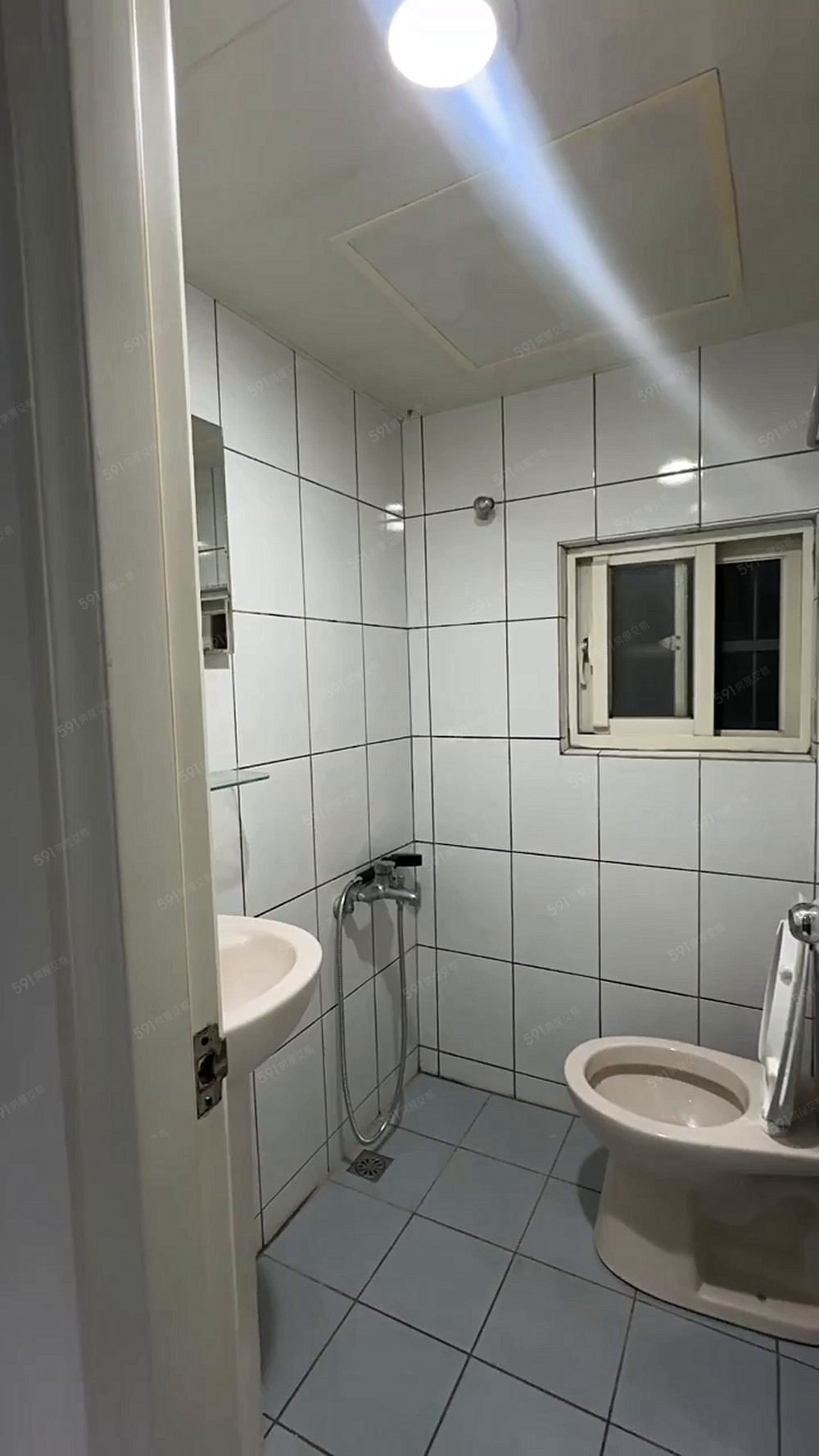 三和國中❤️🔥雙面窗戶/外推曬衣/採光通風/近捷機能佳 - Image 1