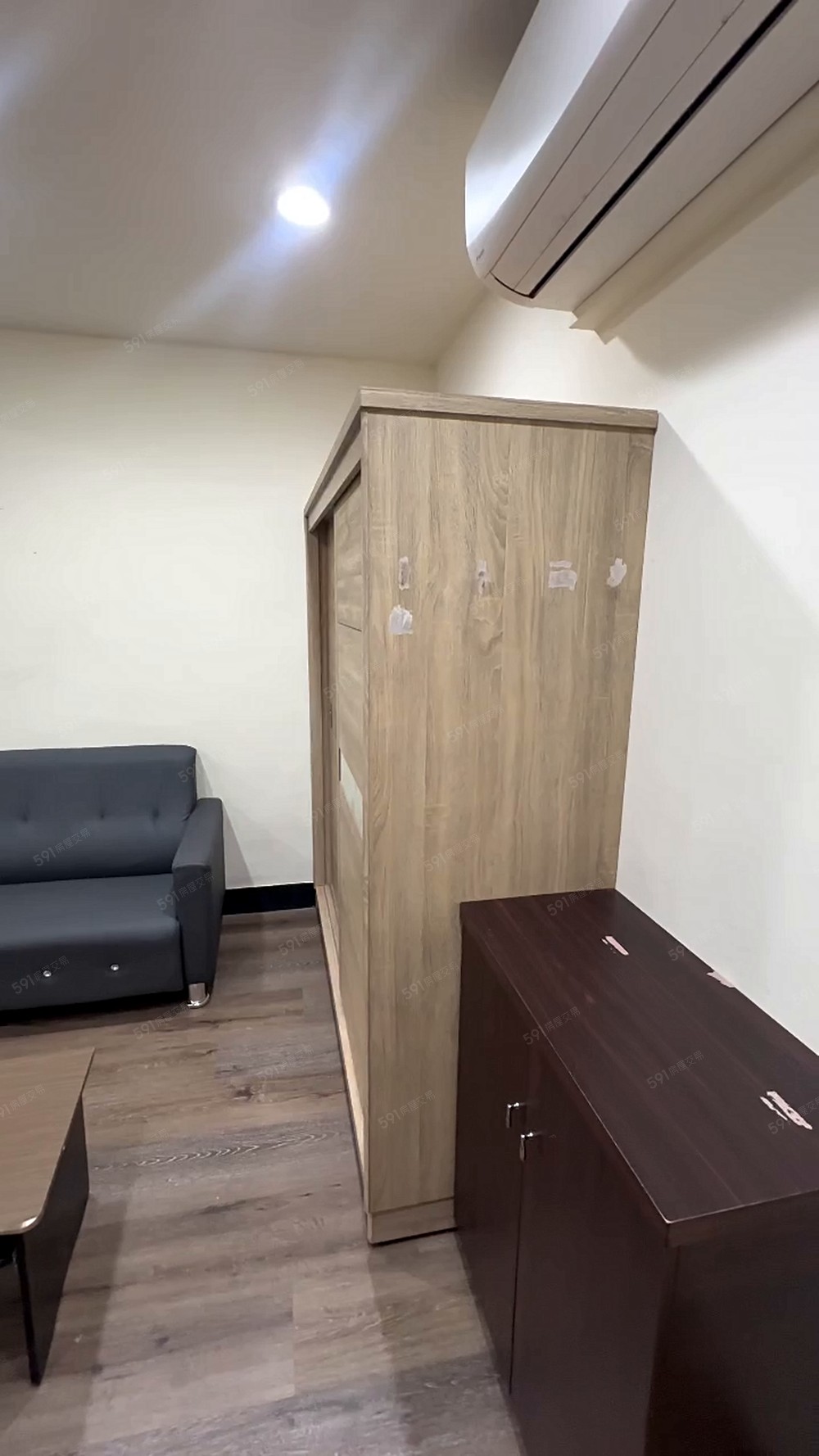 板新✨採光通風✨乾濕分離✨獨洗曬✨可租補✨可貓✨H爐開伙 - Image 1