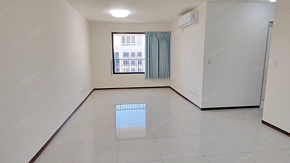 【烏日高鐵】三房平車/朝東採光/可租補(需傢俱可溝通) - Image 1