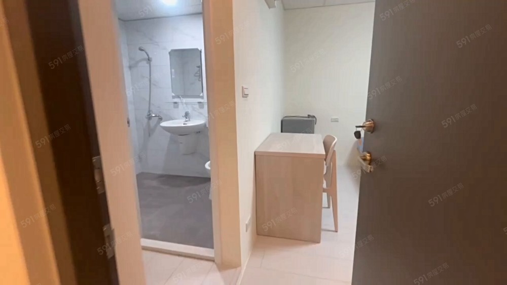 全新無人居住過~可寵可租補~稀有釋出(限時出租) - Image 1