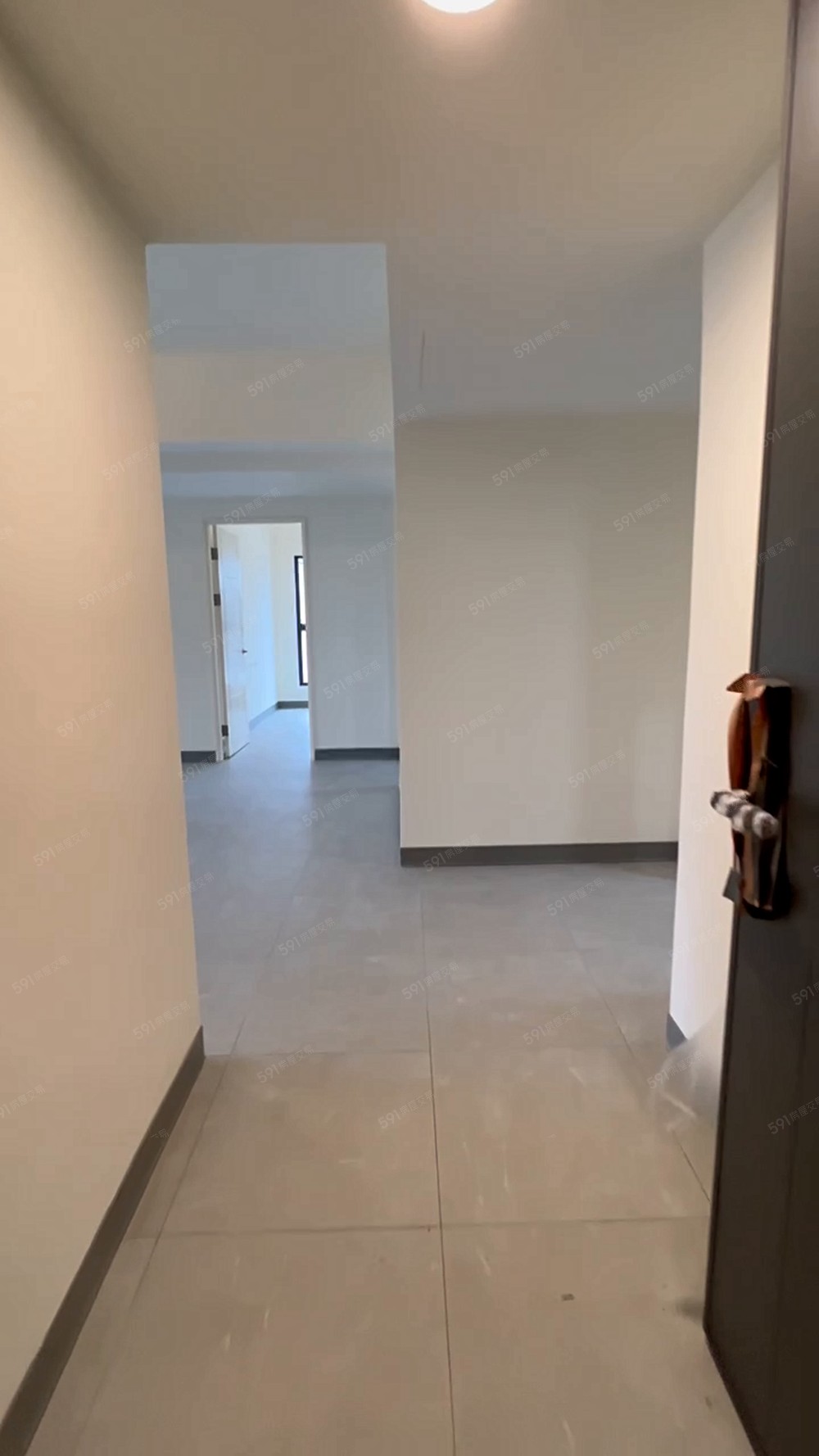 社宅免仲可租補✔航空城✈全新首租三房車可養寵 - Image 1