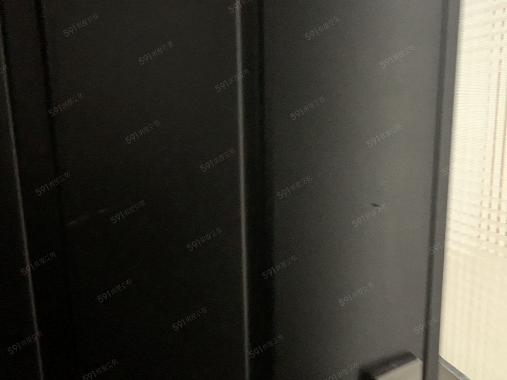 學府路低樓層三房公寓 - Image 1