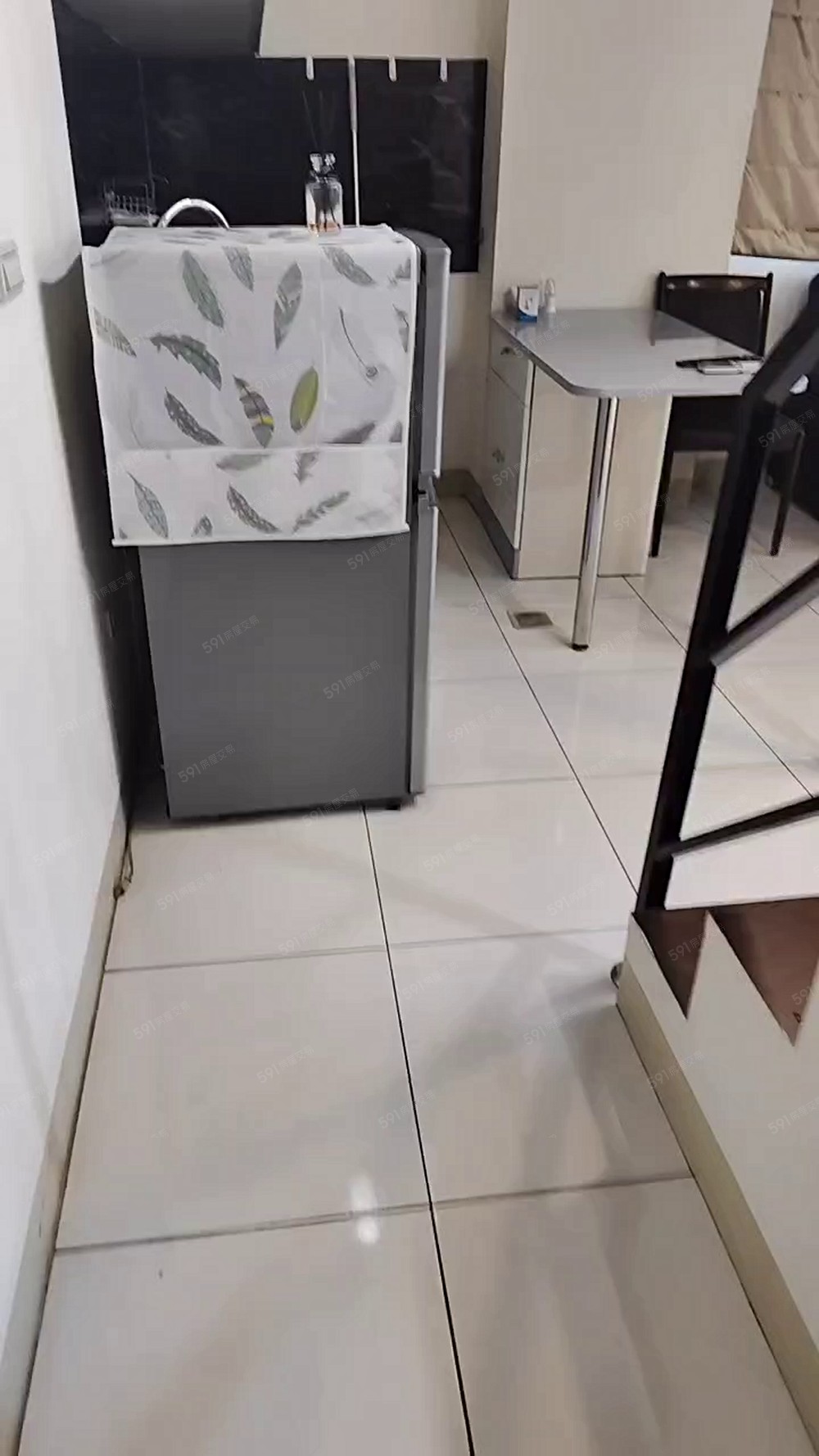 挑高1房一廳超美樓中樓大套房 - Image 1